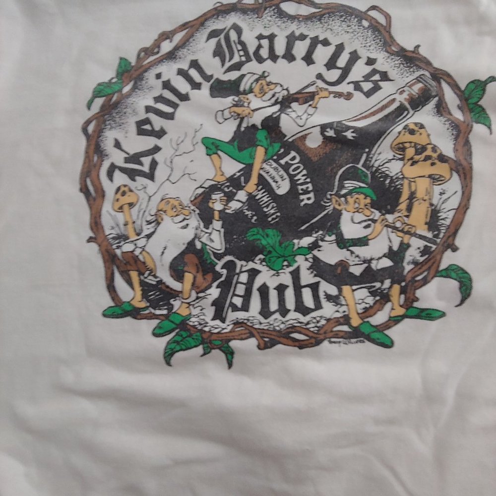 TeeShirt  XL Mens   White  Kevin Barry